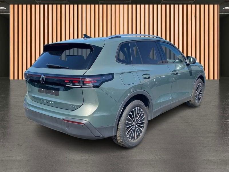 Volkswagen Tiguan 1.5 eTSI 96KW ACT Life DSG Led Navi 18" Camera
