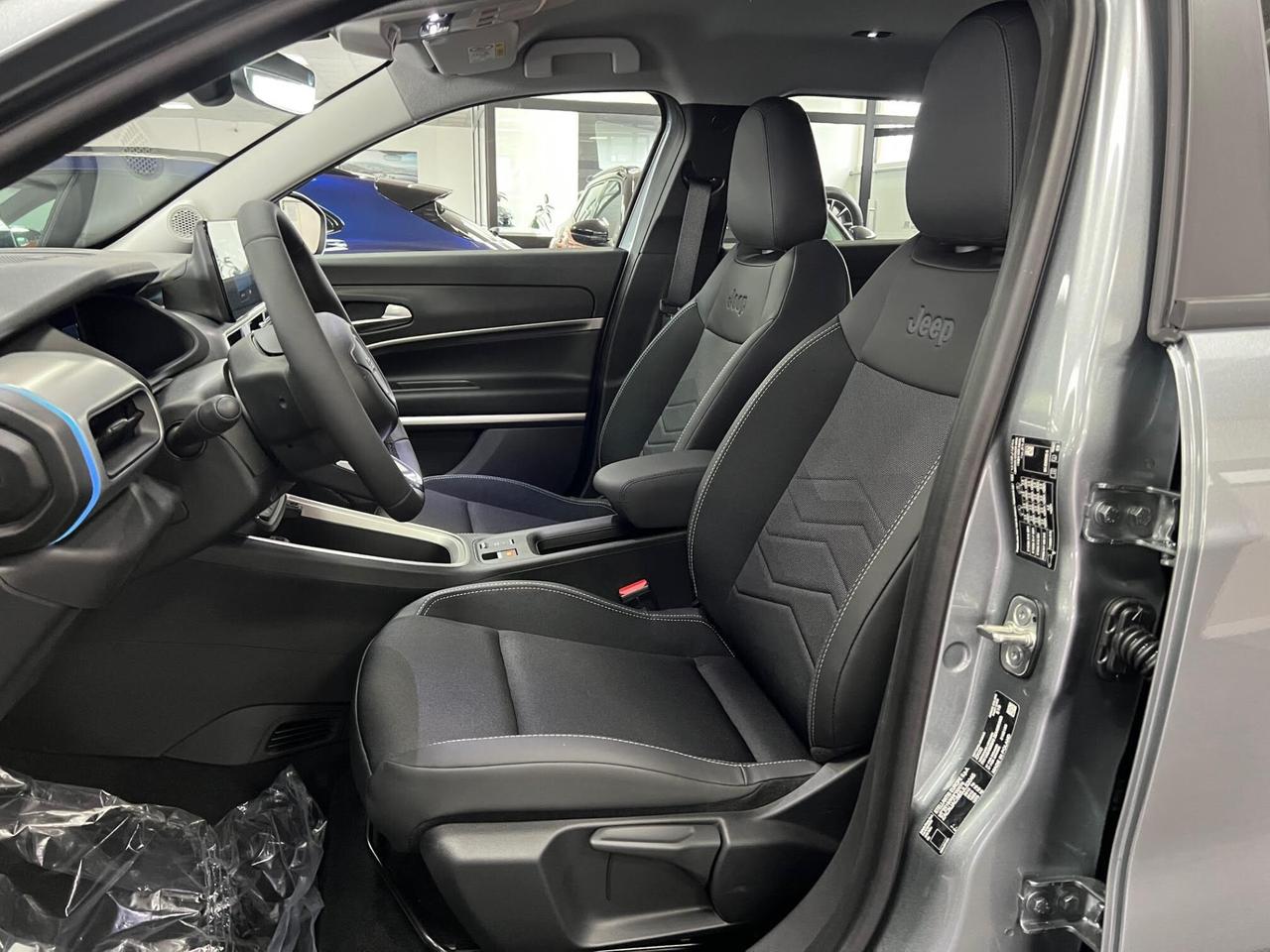 Jeep Avenger Summit fwd 156cv auto