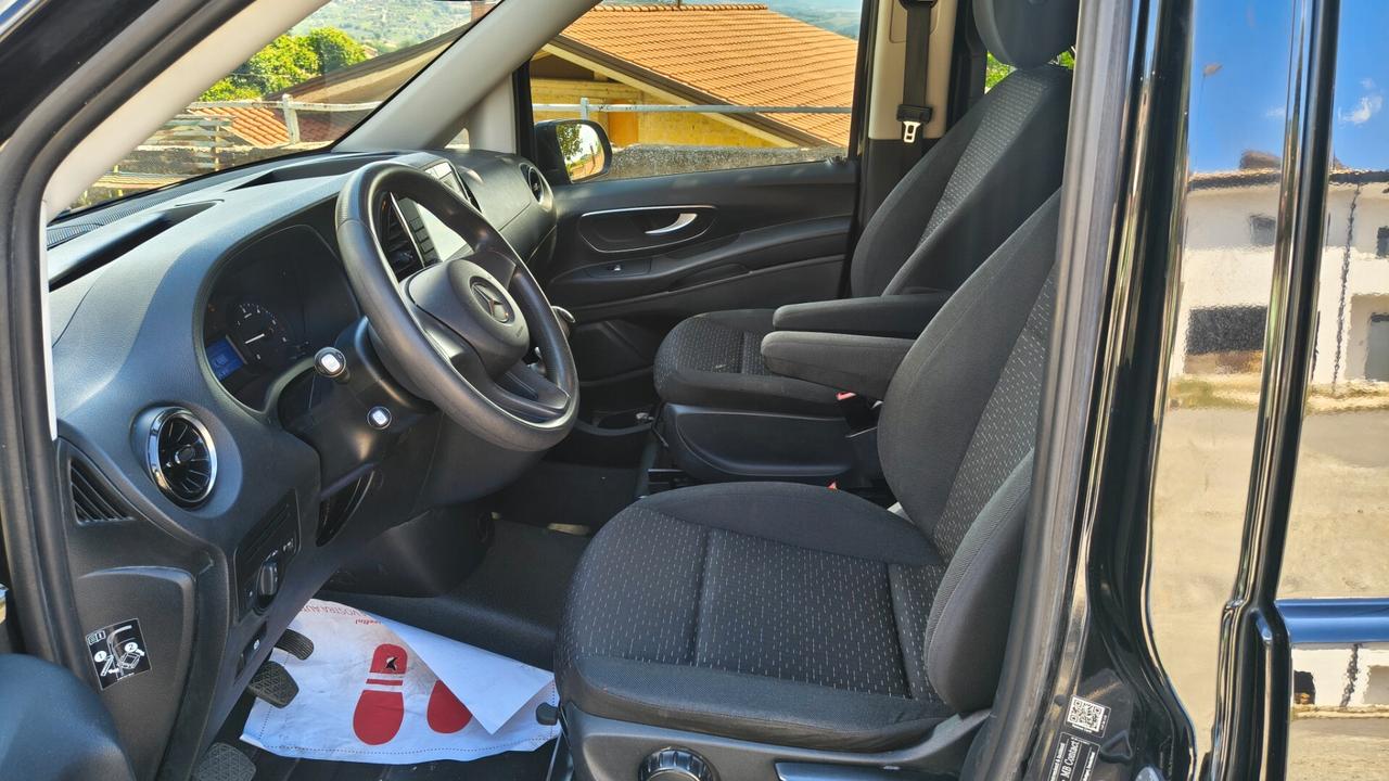 Mercedes-benz V Vito 114 d mixto Executive Compact