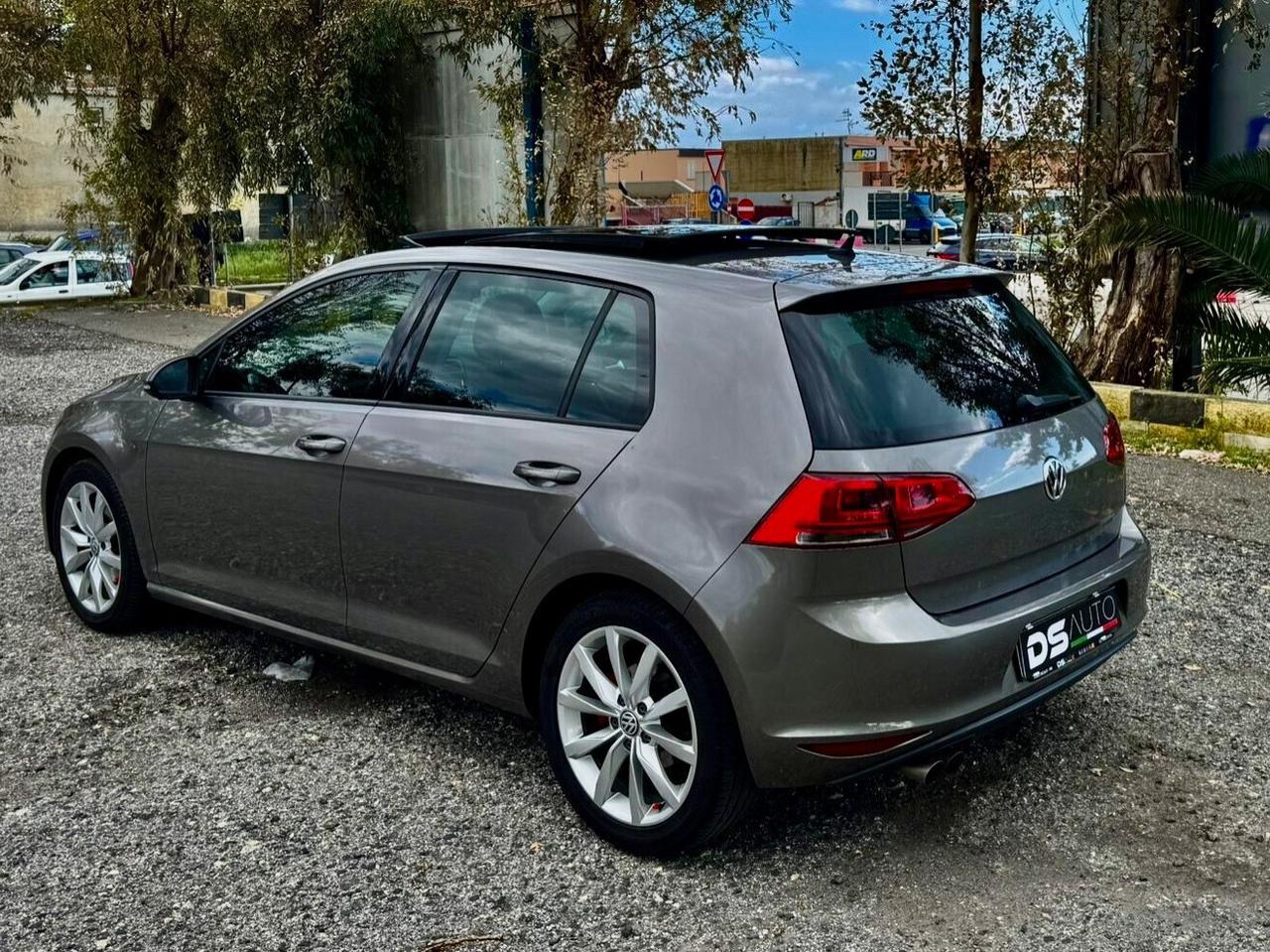 VOLKSWAGEN GOLF 2.0 TDI 150 CV 5P. HIGHLINE TETTO APRIBILE