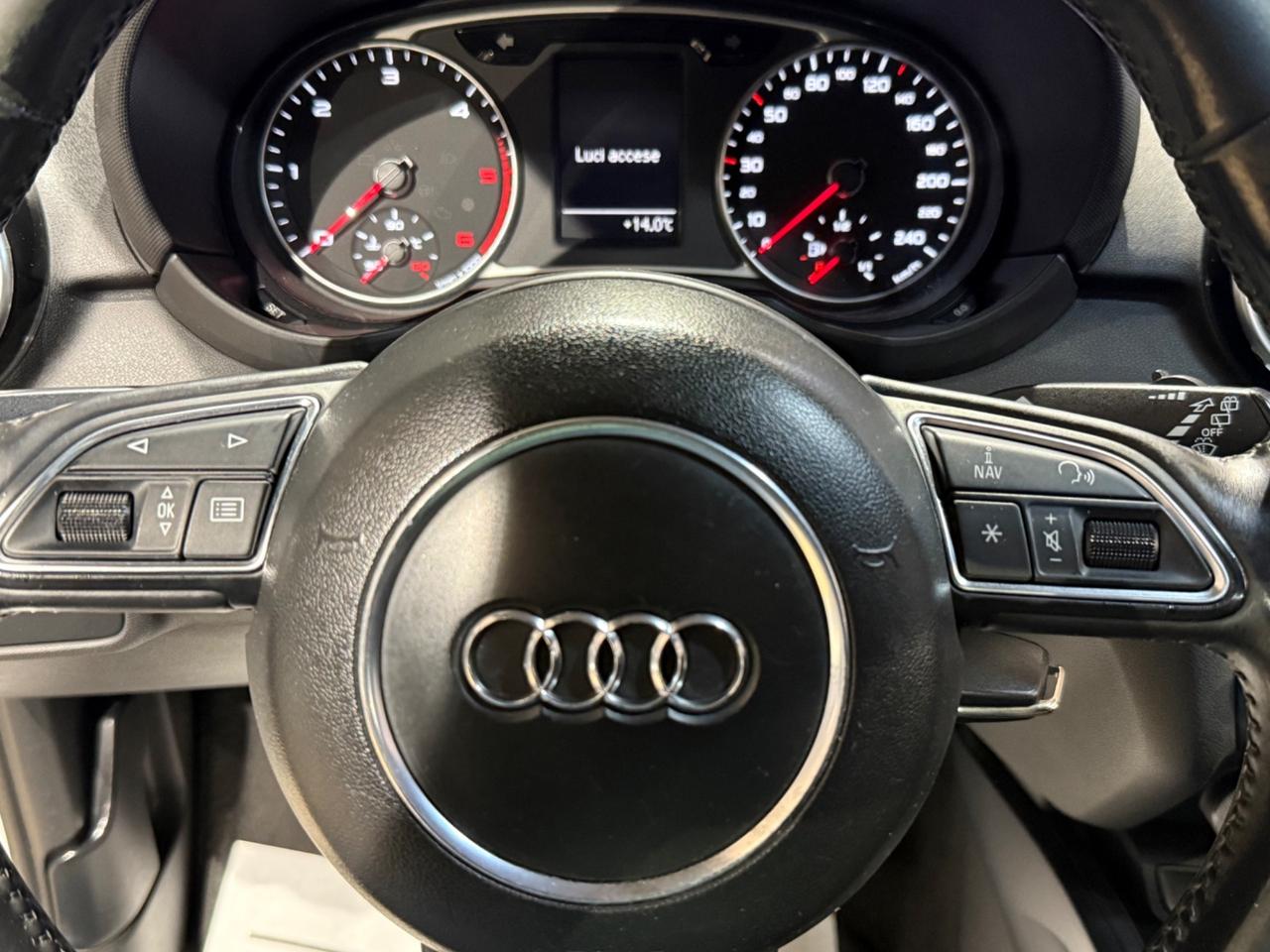 Audi A1 1.6 TDI 105 CV Ambition (GARANZIA)