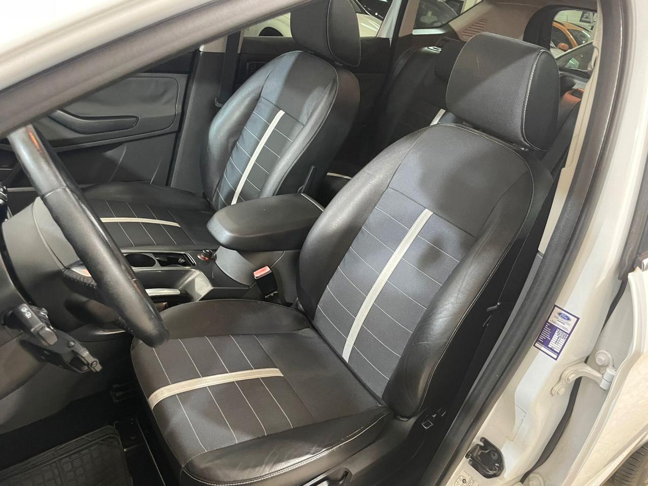 Ford Kuga 2.0 TDCi 136 CV 4WD Titanium DPF