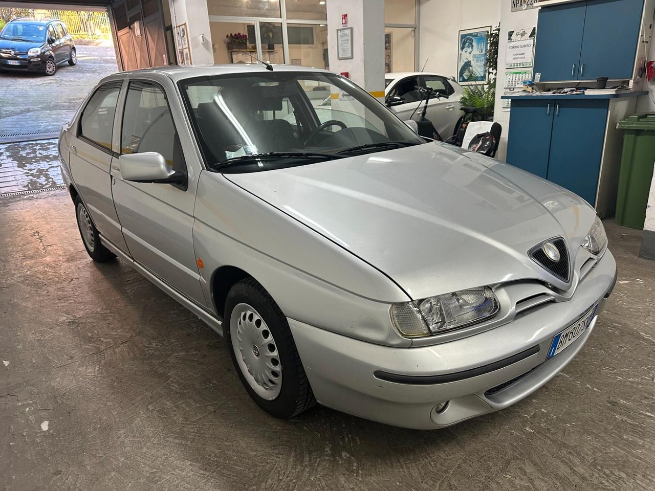 Alfa Romeo 146 1.4i 16V Twin Spark cat