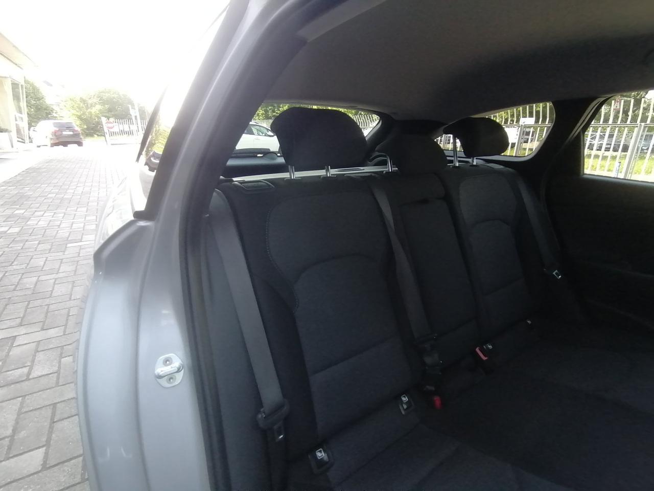 Hyundai i30 Wagon 1.0 t-gdi 48V CarPlay / AndroidAuto Fari LED