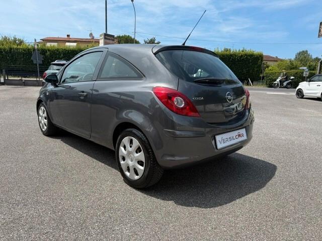 Opel Corsa 1.2 85CV 3 porte GPL-TECH Club