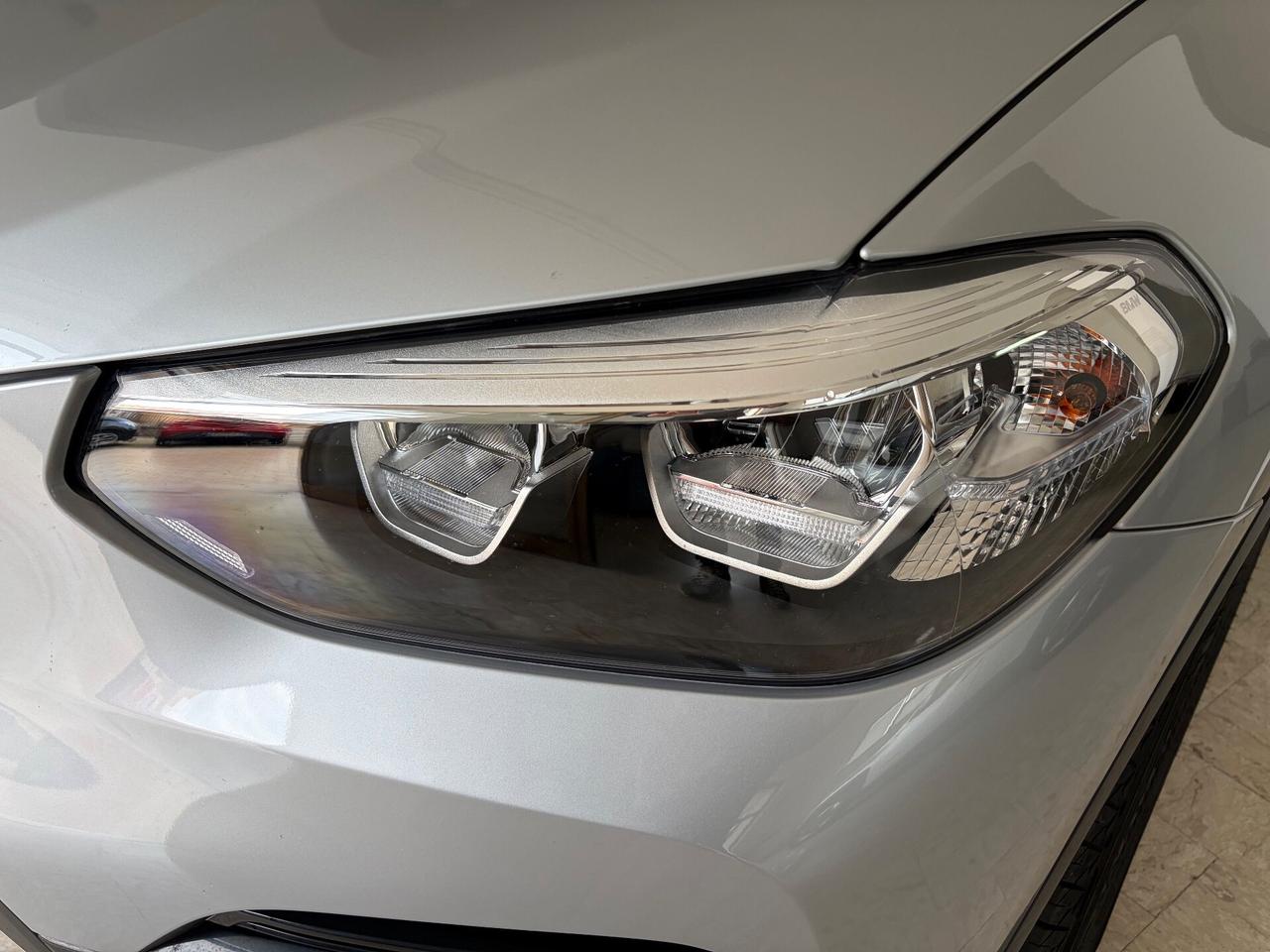 BMW X3 XDRIVE 20d BUSINESS ADVANTAGE