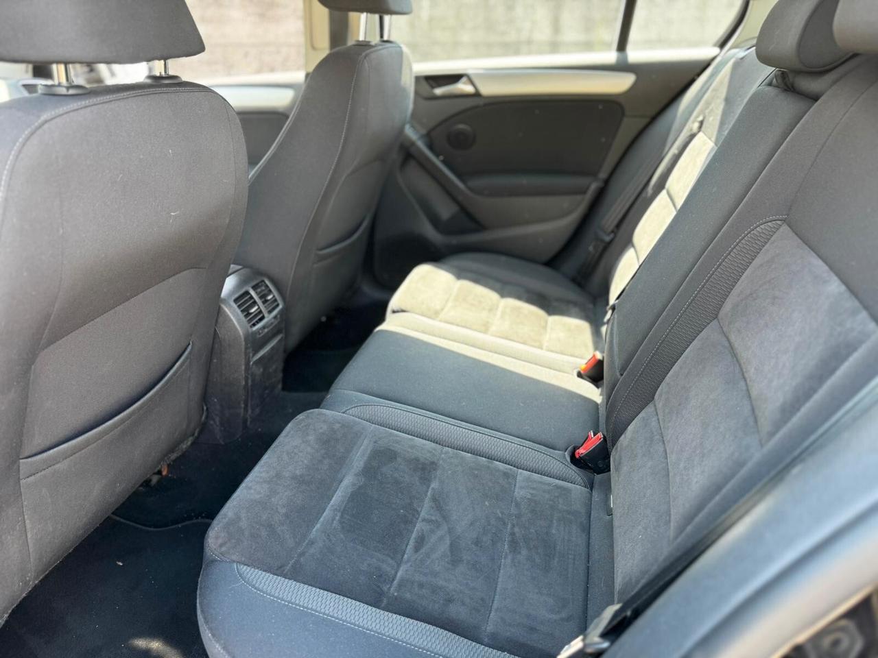 Volkswagen Golf Business 1.6 TDI DSG 5p. Highline