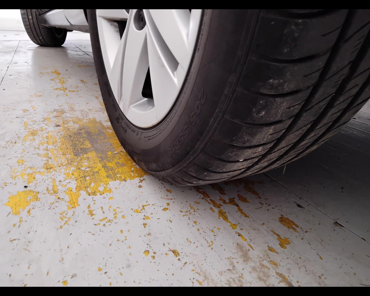 VOLKSWAGEN Golf VIII 2024 - Golf 2.0 tdi Life 115cv