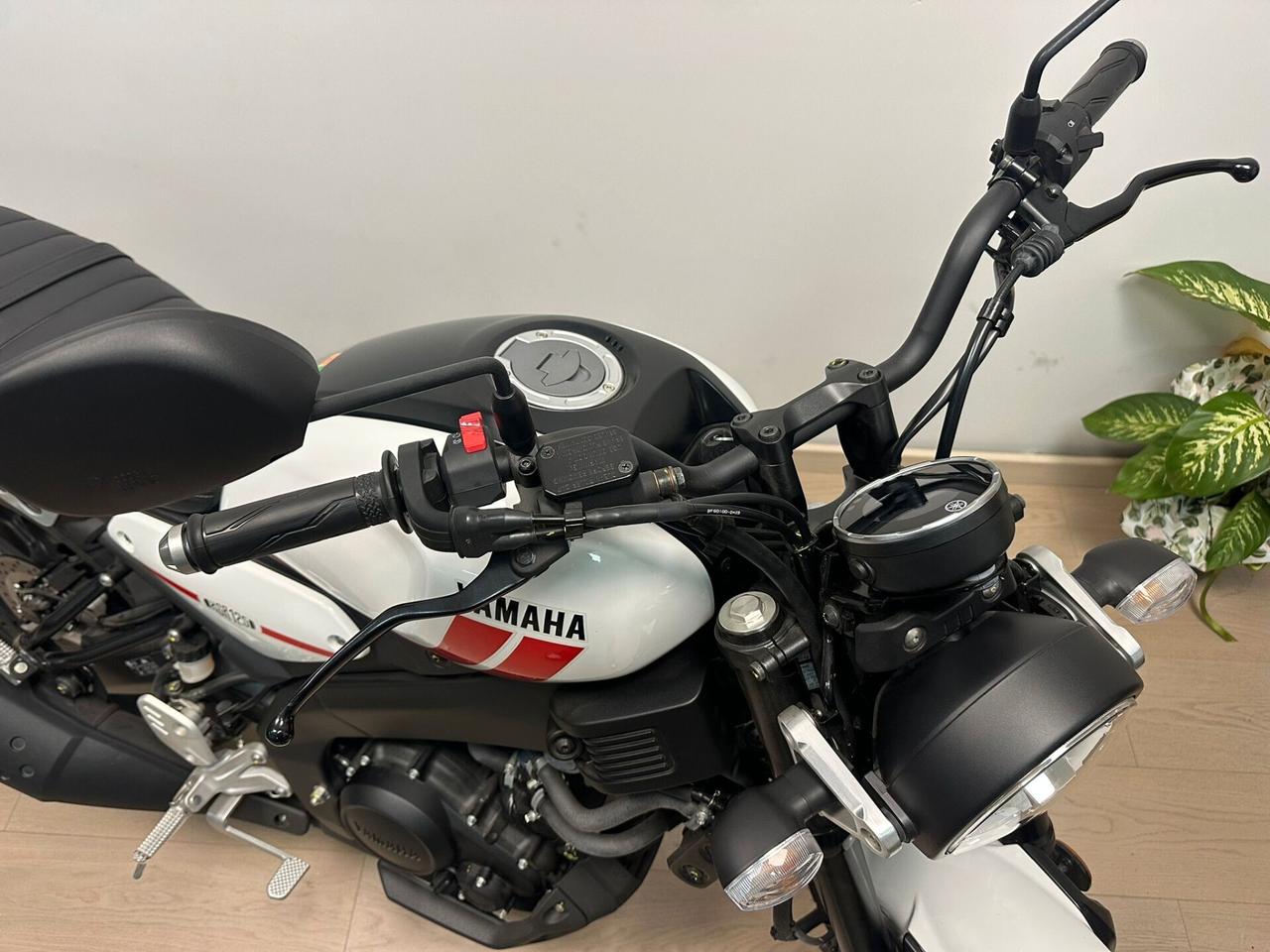 YAMAHA XSR 125 XSR125 - NUOVA - DA 69€ AL MESE