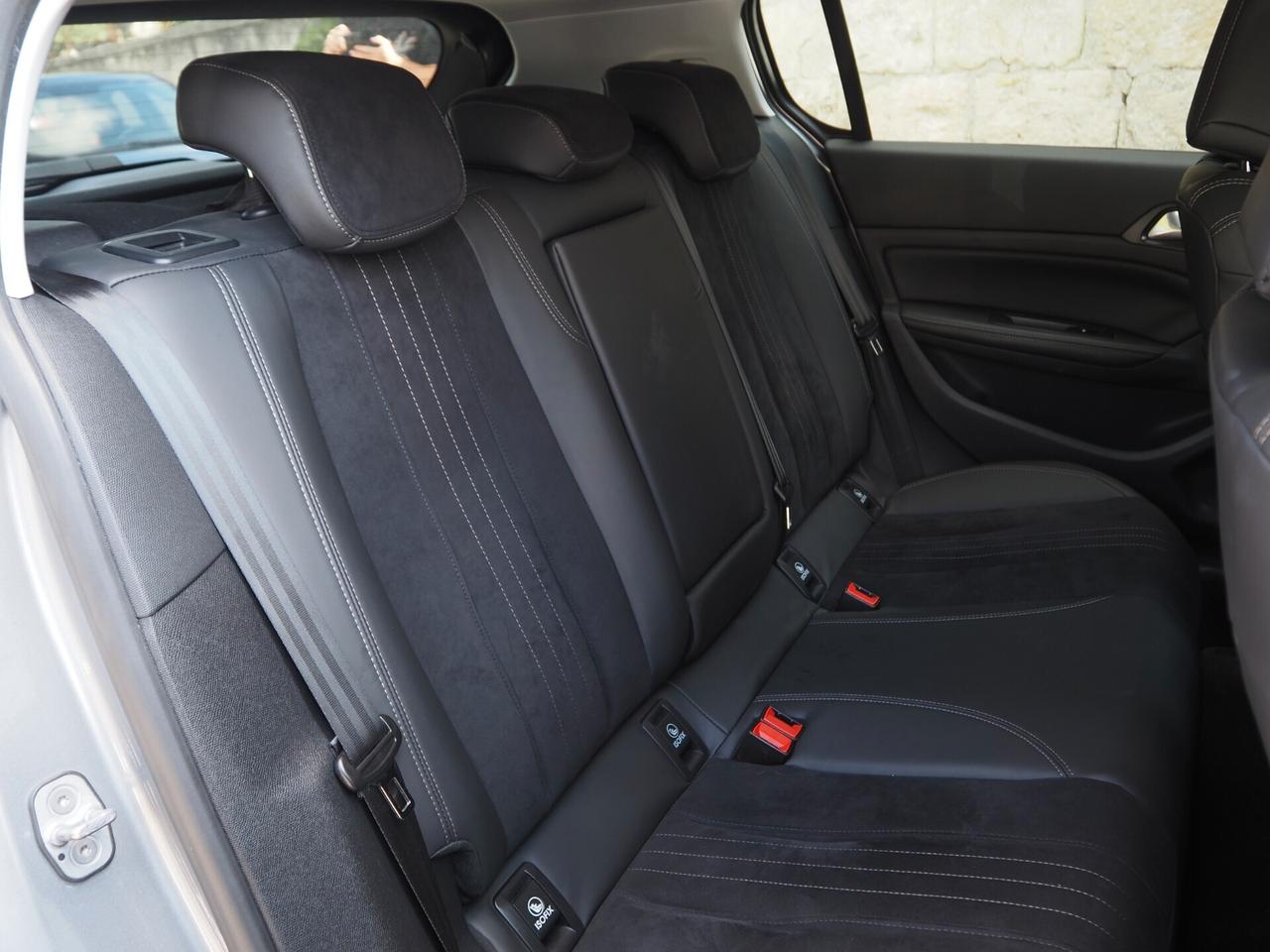Peugeot 308 BlueHDi 120 S&S Allure