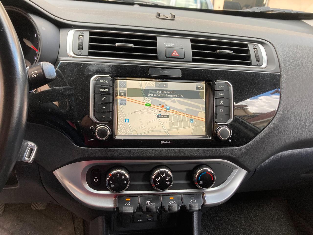 Kia Rio 1.1 CRDi 5 P OK neopatentati