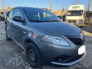 Lancia Ypsilon 1.0 2020 sinistrata