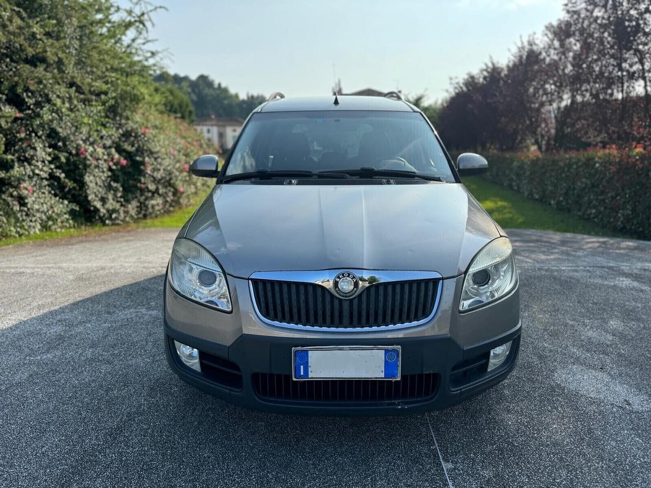 Skoda Roomster 1.4 TDI 80CV F.AP. Scout Neopatentati