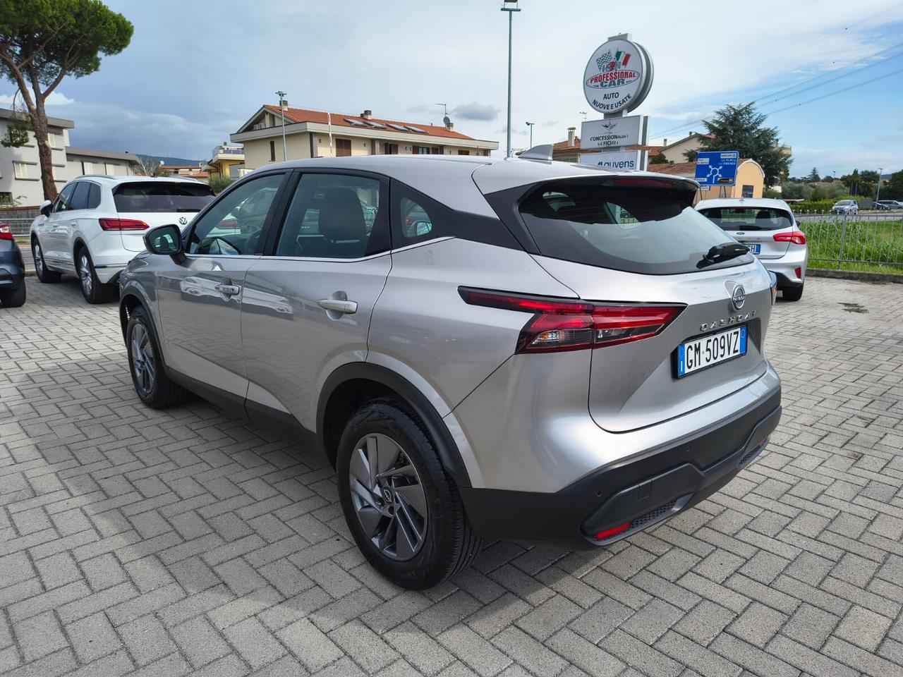 Nissan Qashqai 1.3 MHEV MILD/HYBRID-CAMBIO AUTOMATICO-158CV