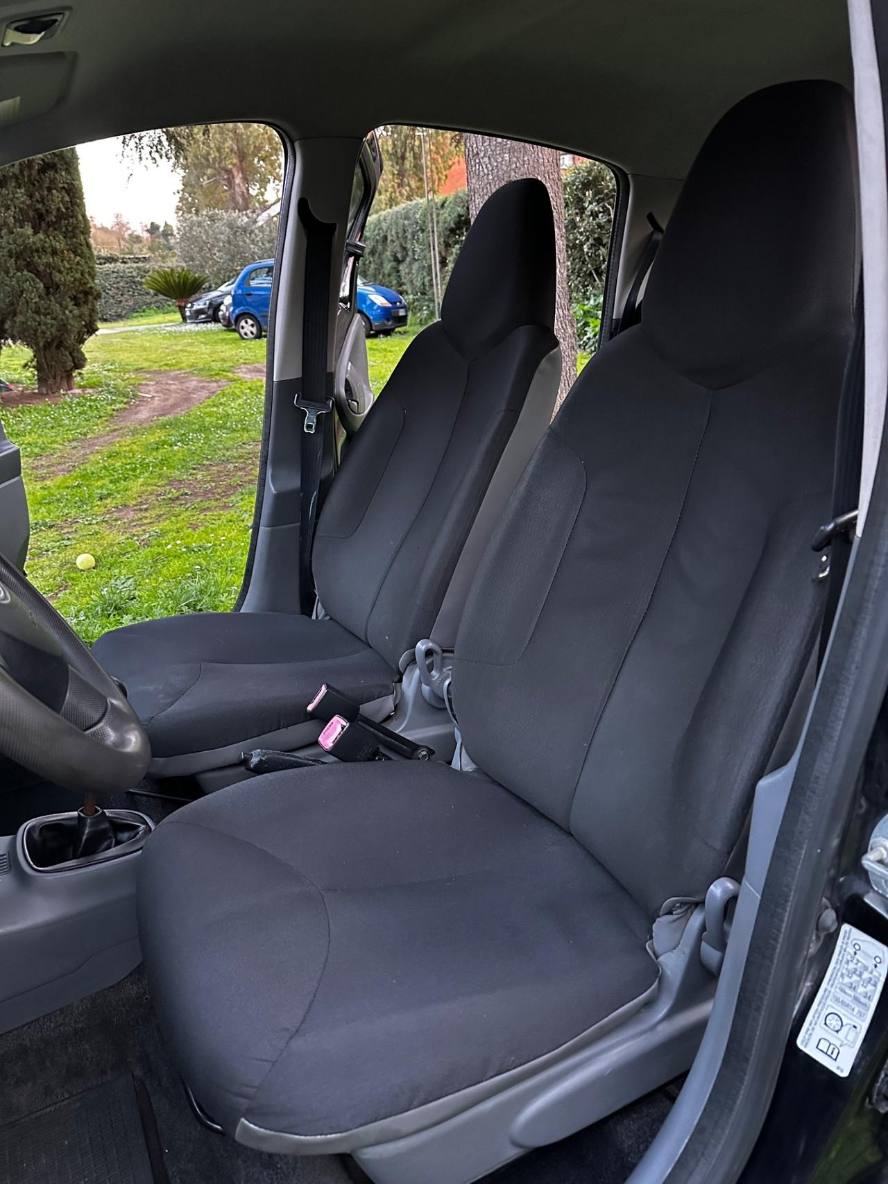 Toyota Aygo 1.0 12V VVT-i 5 porte Sol