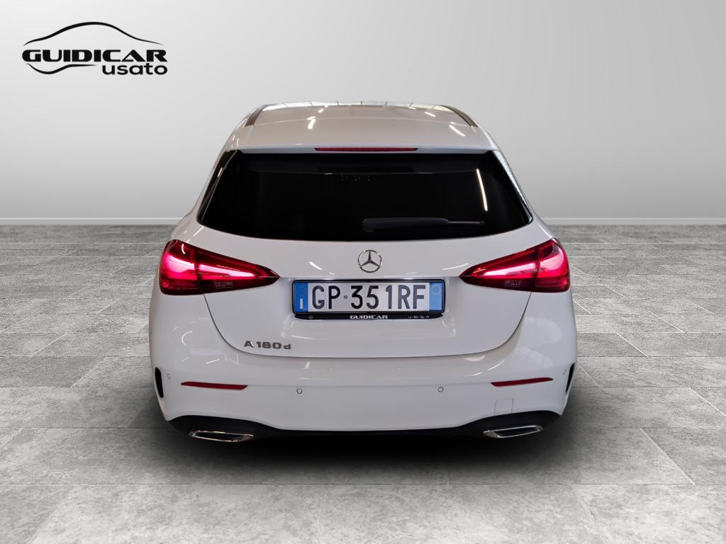 Mercedes-Benz Classe A - W177 2023 - A 180 d AMG Line Advanced Plus auto