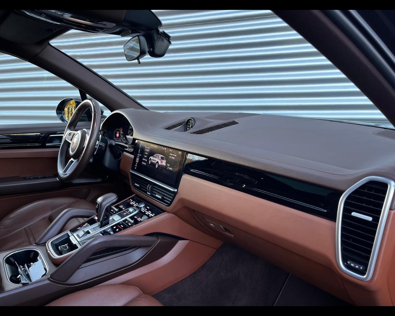 PORSCHE CAYENNE 3.0 E-HYBRID TIPTRONIC