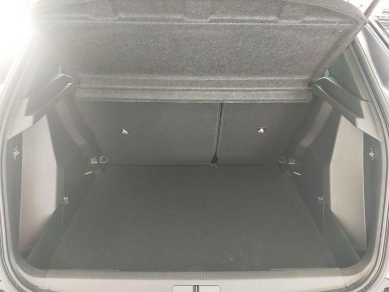 Peugeot 2008 Hybrid 136 e-DCS6 Allure + Vision & Drive KM0