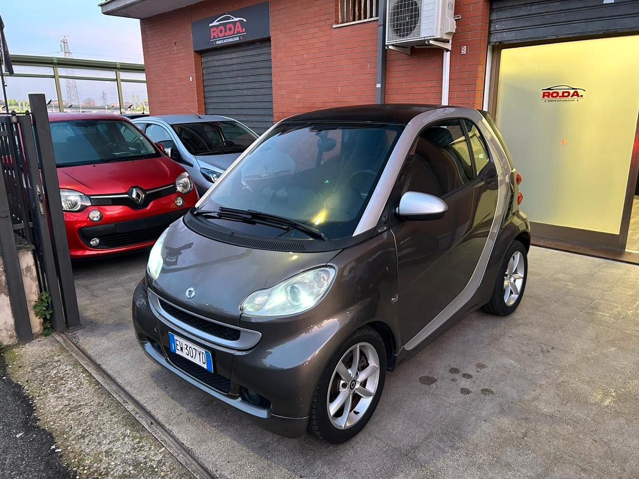 Smart ForTwo 1000 52 kW MHD coupé