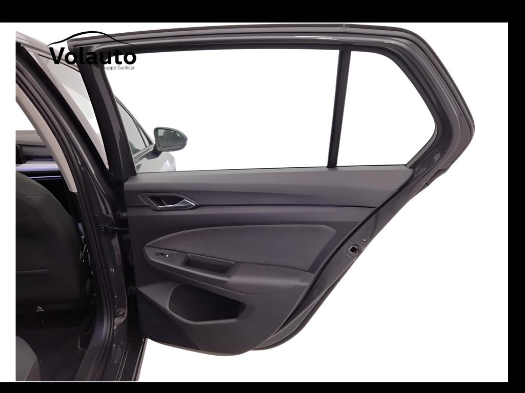 VOLKSWAGEN Golf VIII 2020 - Golf 1.0 etsi evo Life 110cv dsg