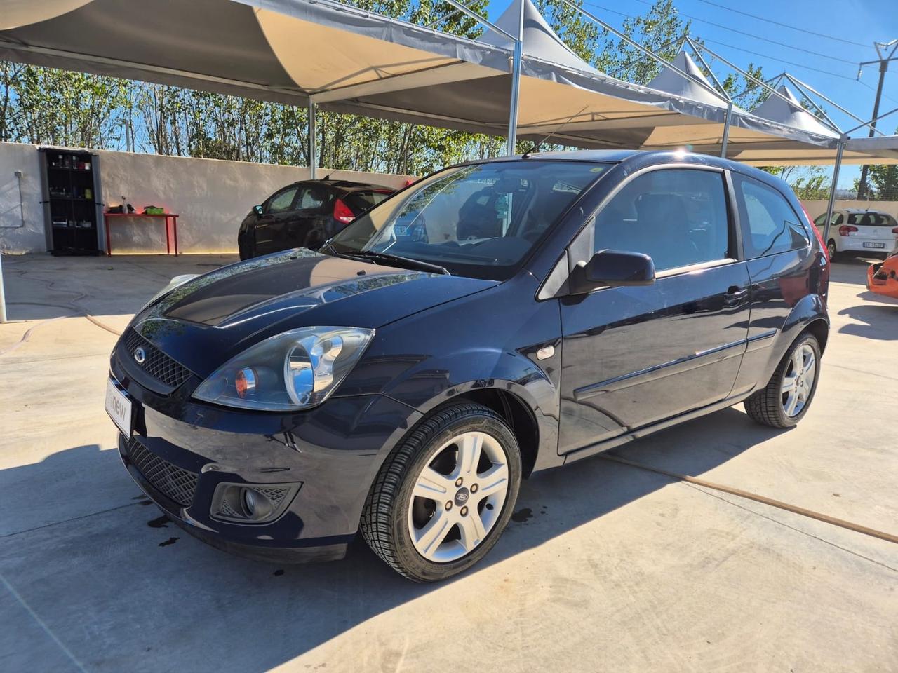 Ford Fiesta 1.2 16V 75cv