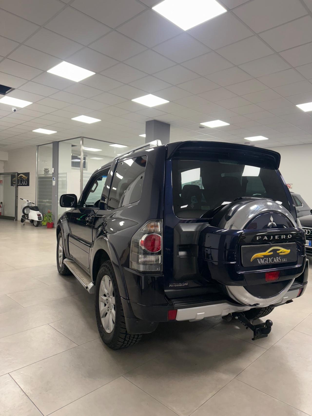 Mitsubishi Pajero 3.2 DI-D 16V aut. 5p. Instyle DPF