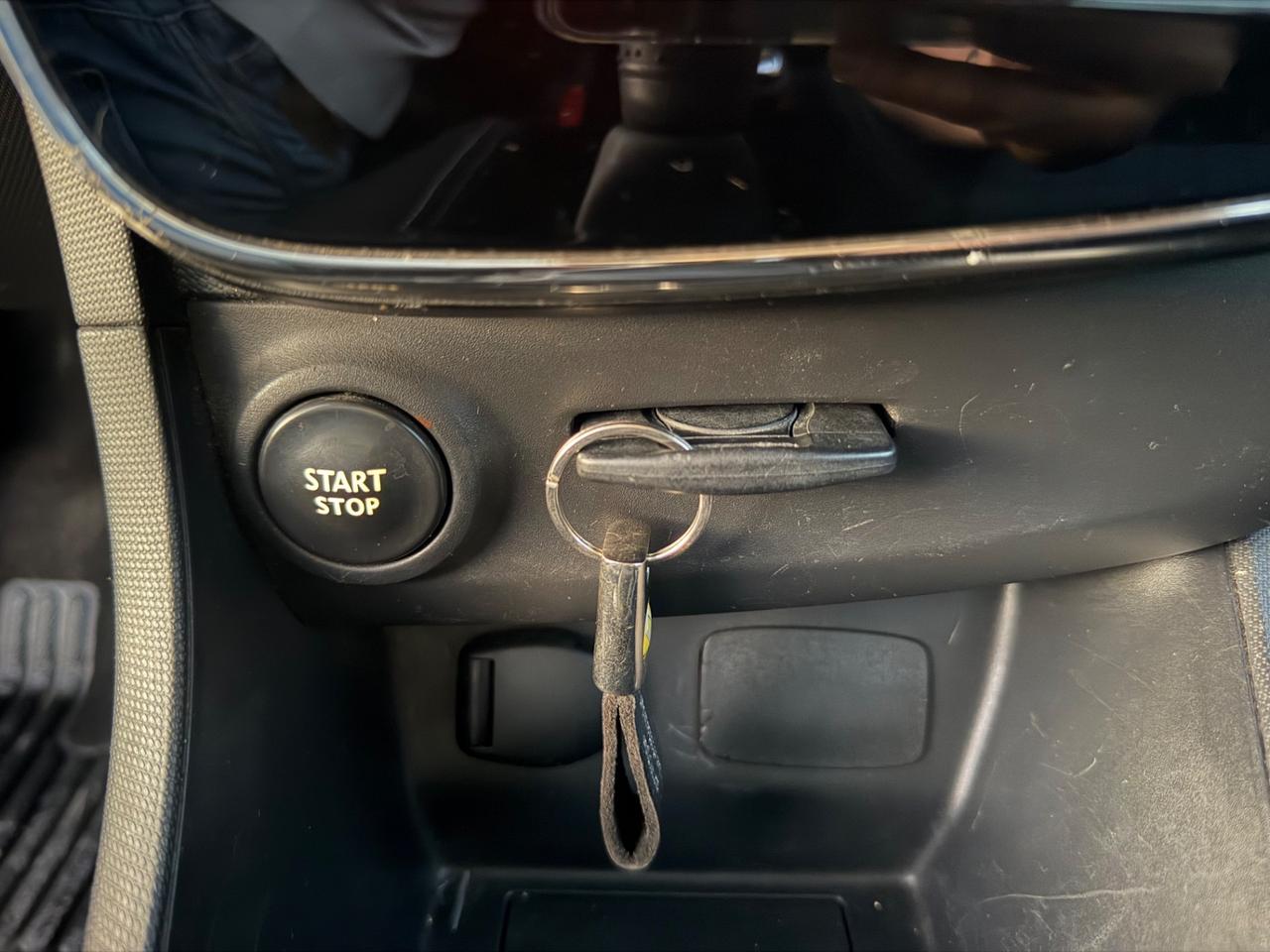 Renault Clio 0.9 TCe 12V 90CV Start&Stop 5 porte Energy