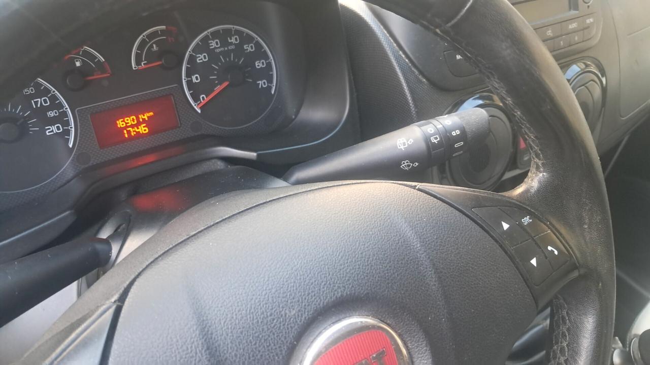 Fiat Qubo 1.4 8V 77 CV MyLife Natural Power