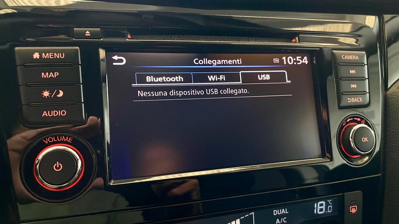 NISSAN QASHQAI 1.5 TEKNA 116CV - PACCHETTO LUCI, CAR PLAY, NEOPATENTATI