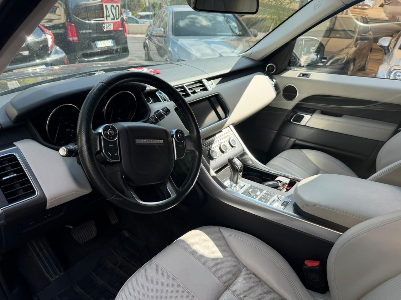 Land Rover Range Sport 3.0 TDV6 SE