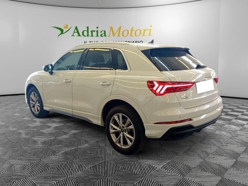 Audi Q3 45 TFSI e S tronic S Line Edition
