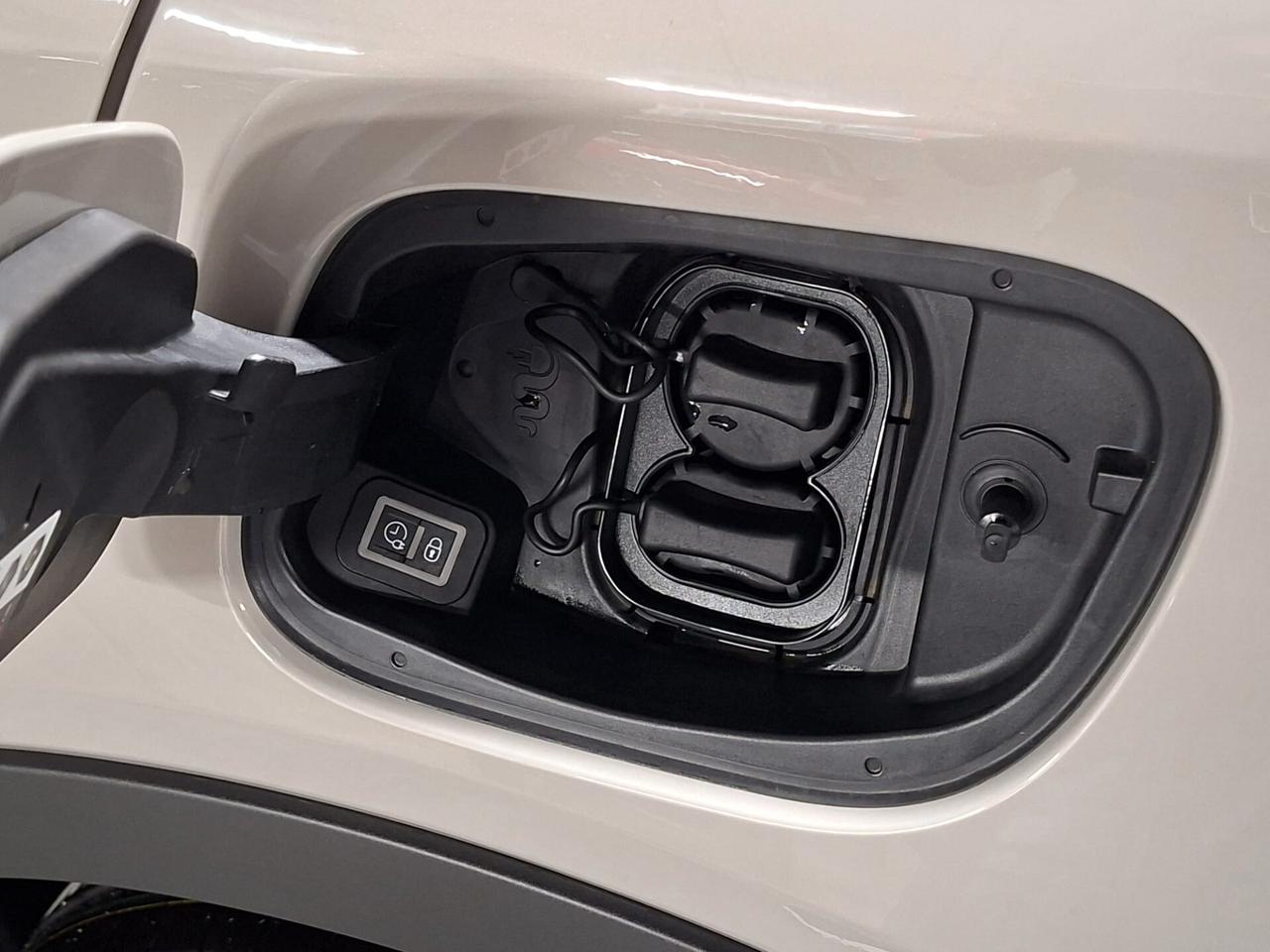 Alfa Romeo Junior BEV 156CV FWD 100% ELETTRICA