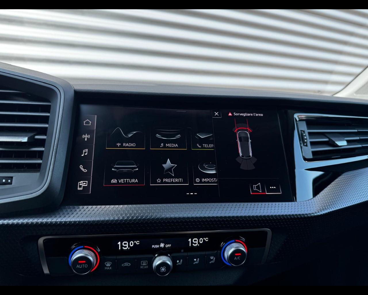 AUDI A1 ALLSTREET 30 TFSI ADMIRED