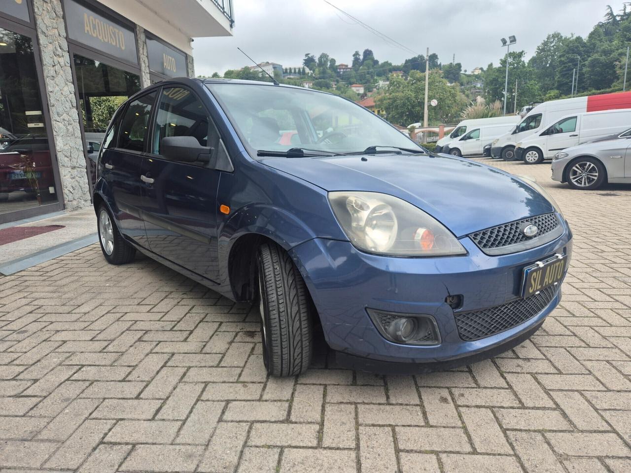 Ford Fiesta 1.4 TDCi 70CV 5 porte/ OK NEOPATENTATI