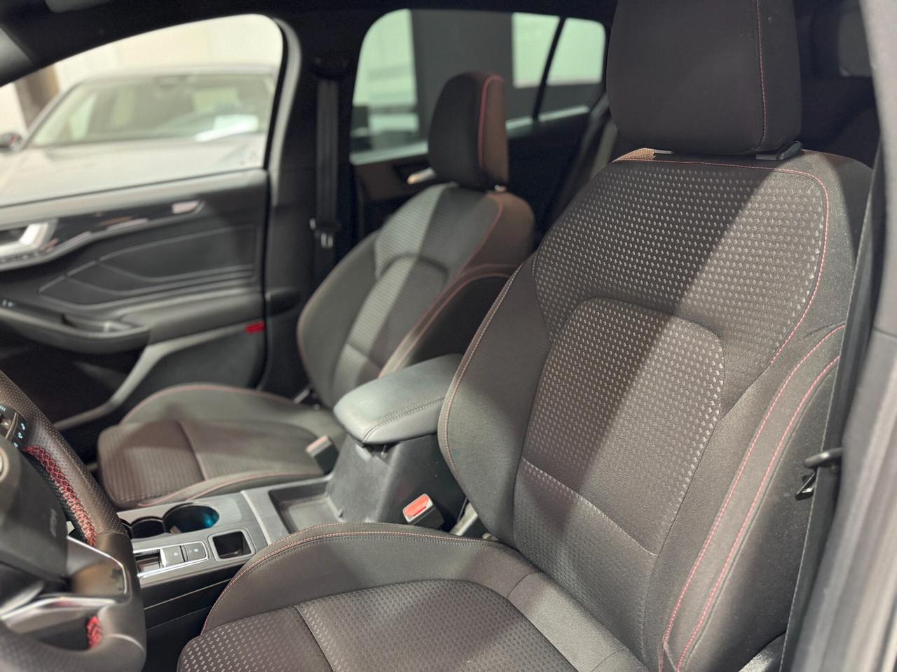 Ford Focus 1.5 EcoBlue 120 CV aut. SW ST-Line Design