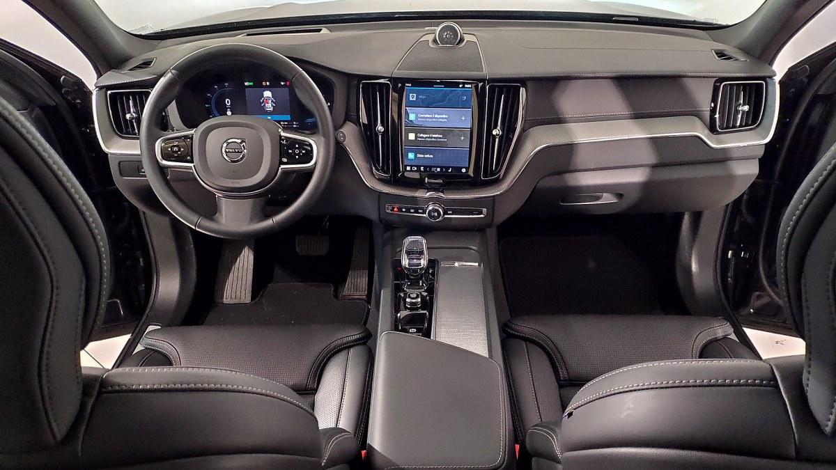 VOLVO Xc60 T6 Plug-In Hybrid Awd Automatico Ultra Black Ed.