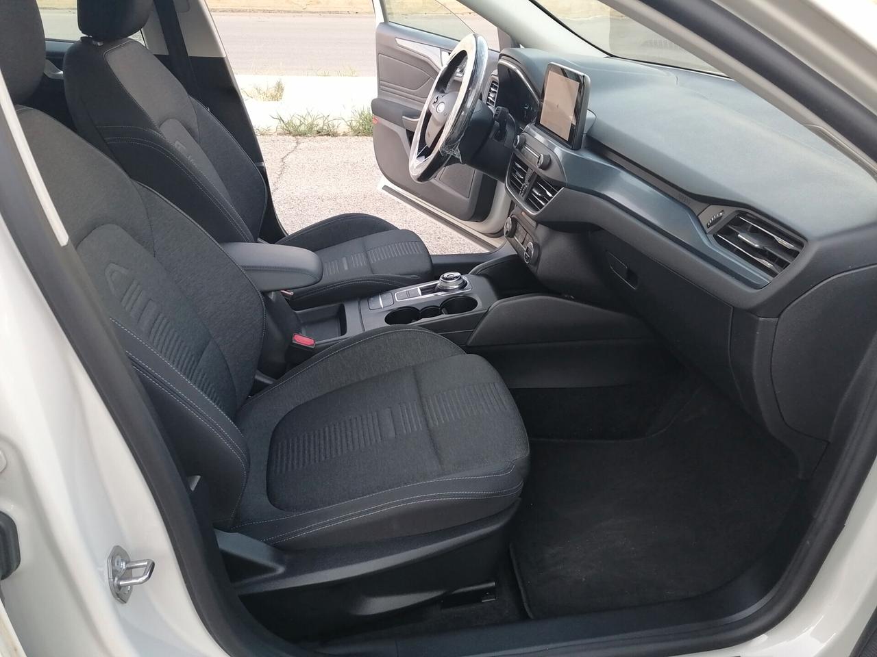 Ford FOCUS ACTIVE 1.5 DIESEL 120 CV **100.000 KM** 2021**