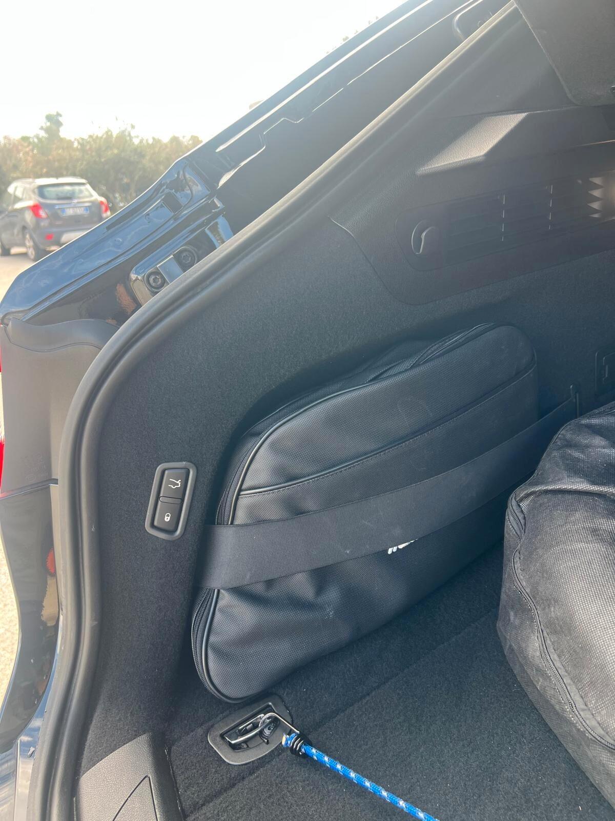 Maserati Levante LevanteTDI*PANO*360°*TaPanorama !!Finanzio Fini a 180 Mesi Ant 0 rata 200 mese!!