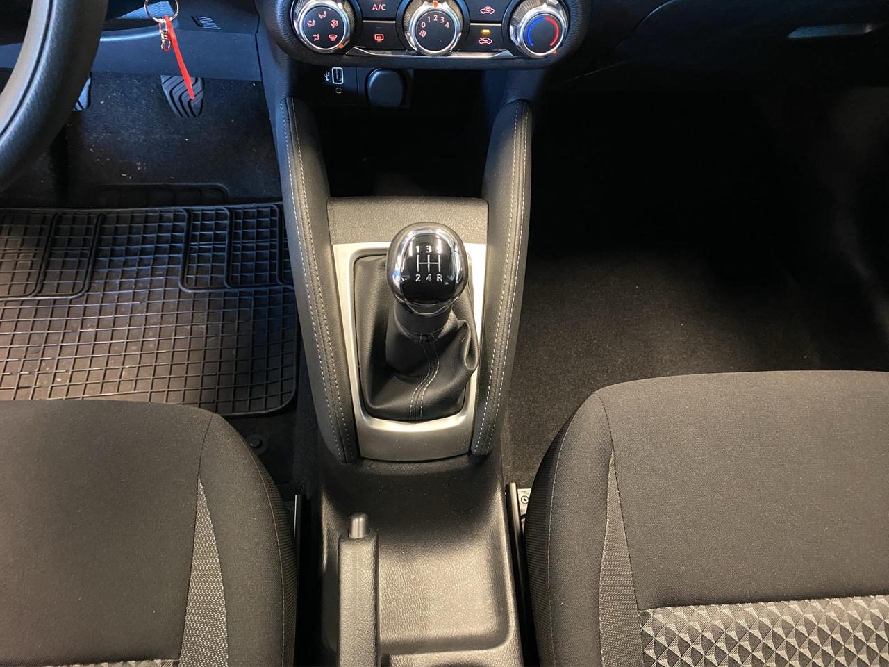 Nissan Micra 1.0 ig-t Acenta 92cv