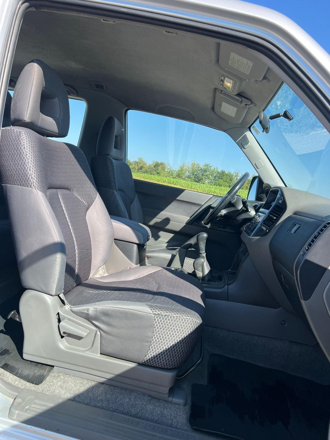Mitsubishi Pajero 3.2 16V DI-D 3p. GLS