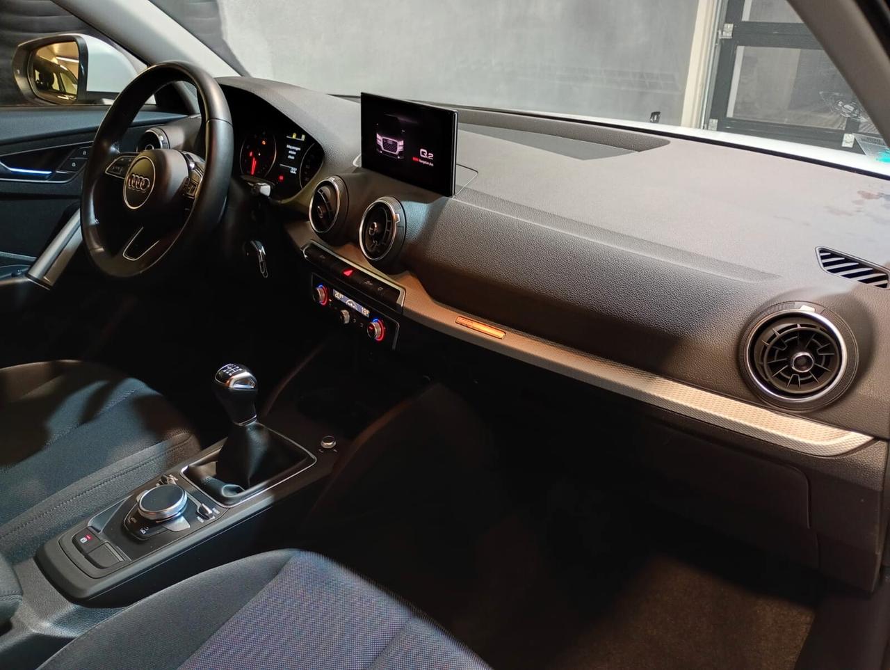 Audi Q2 30 TDI Business