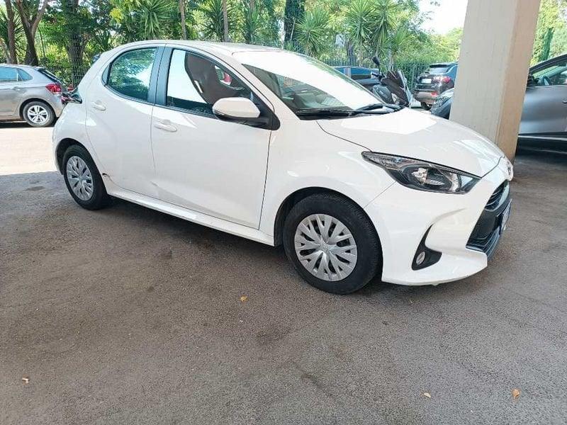 Toyota Yaris 4ª serie 1.0 5 porte Active