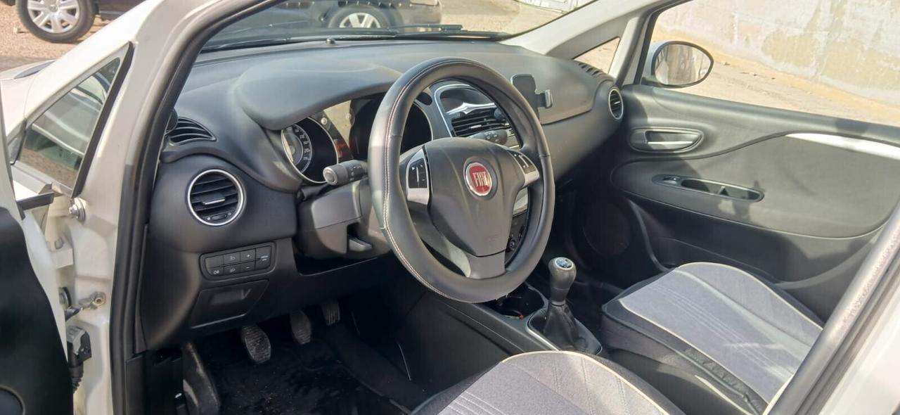 Fiat Punto 1.3 MJT II 75 CV 5P Lounge - 2012