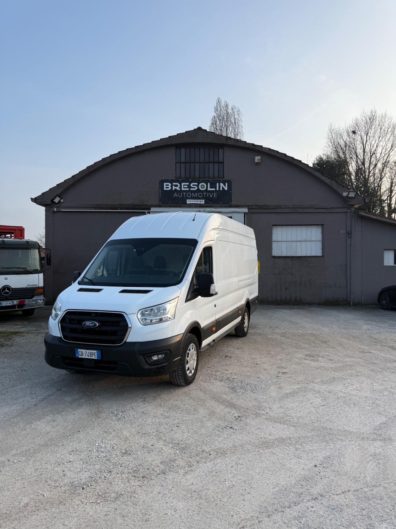 Ford transit L4 passo lungo