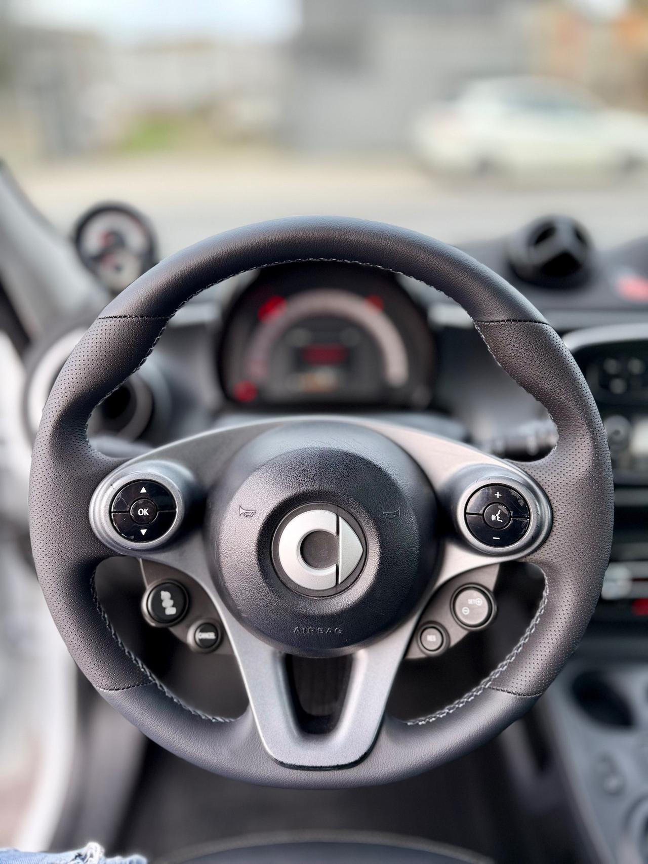 Smart ForFour 1.0 Automatica GPL Allestita Brabus