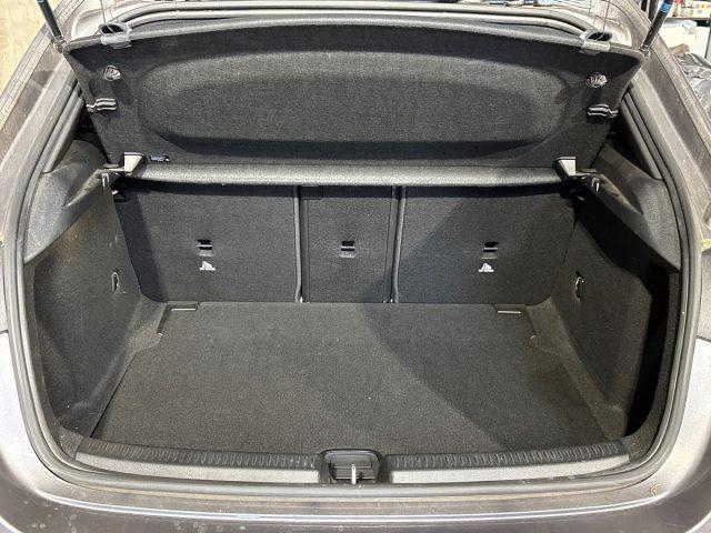 MERCEDES-BENZ A 180 Sport