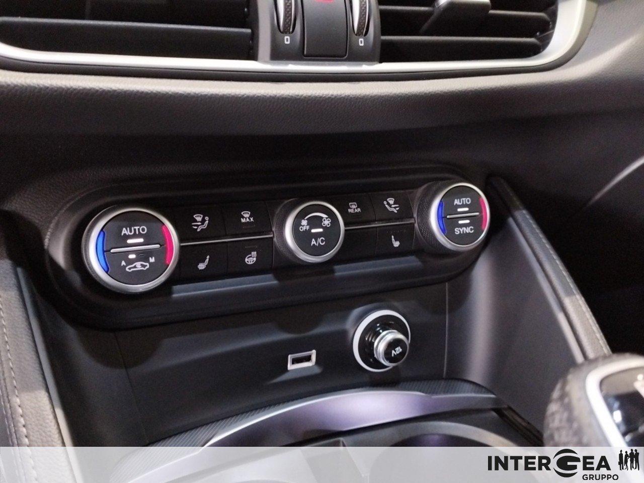 ALFA ROMEO Stelvio 2.2 t Veloce Q4 210cv auto