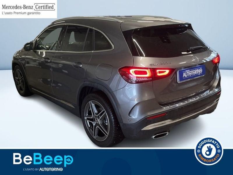 Mercedes-Benz GLA 200 D PREMIUM 4MATIC AUTO