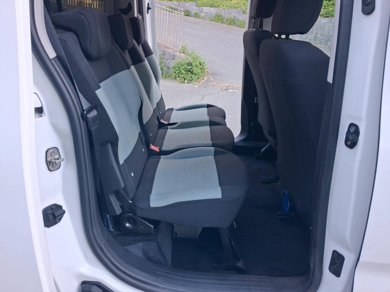 Citroen Berlingo Pianale ribassato con rampa disabili in carrozzina