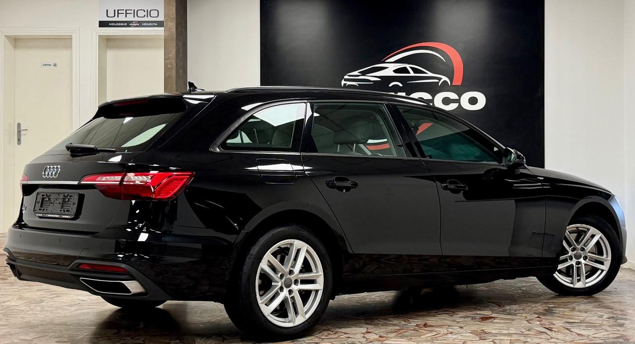 Audi A4 Avant 30 TDI/136 CV S tronic Business Advanced